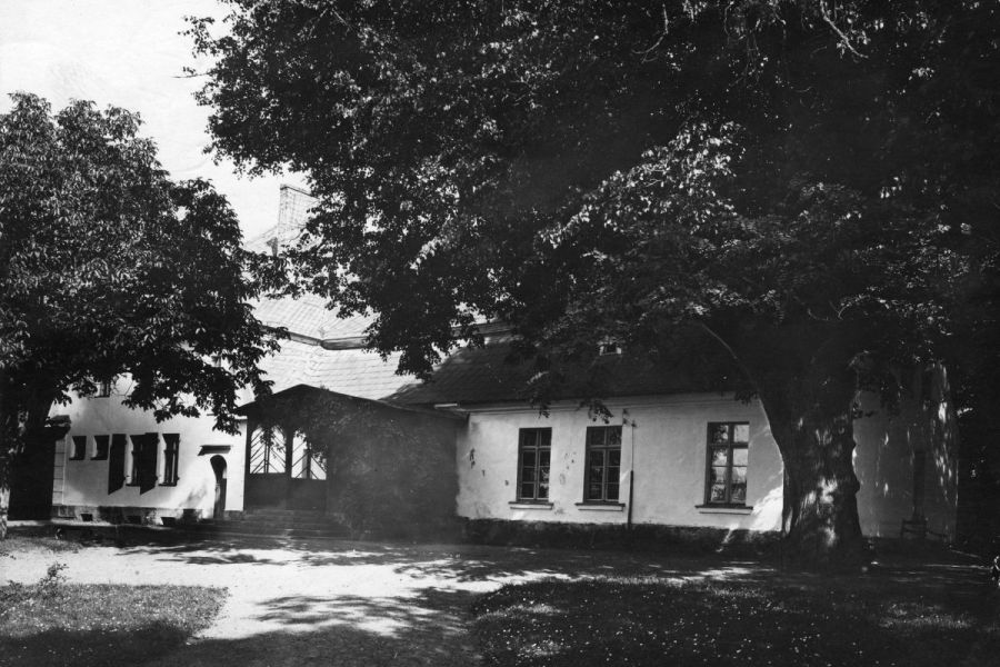 Dwór w Będominie 1918 - 1931