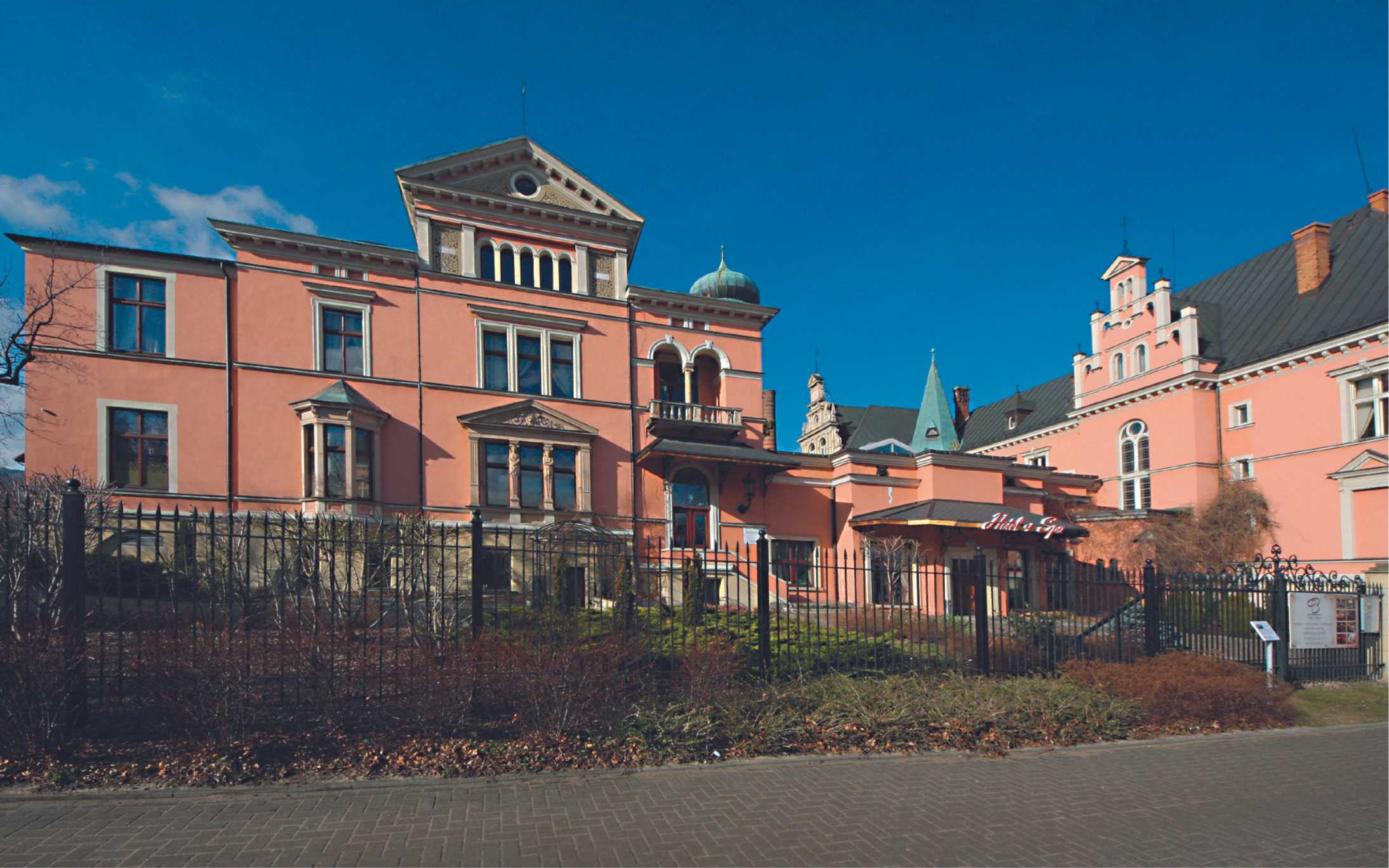Pałac Bielawa Piastowksa 23 2013