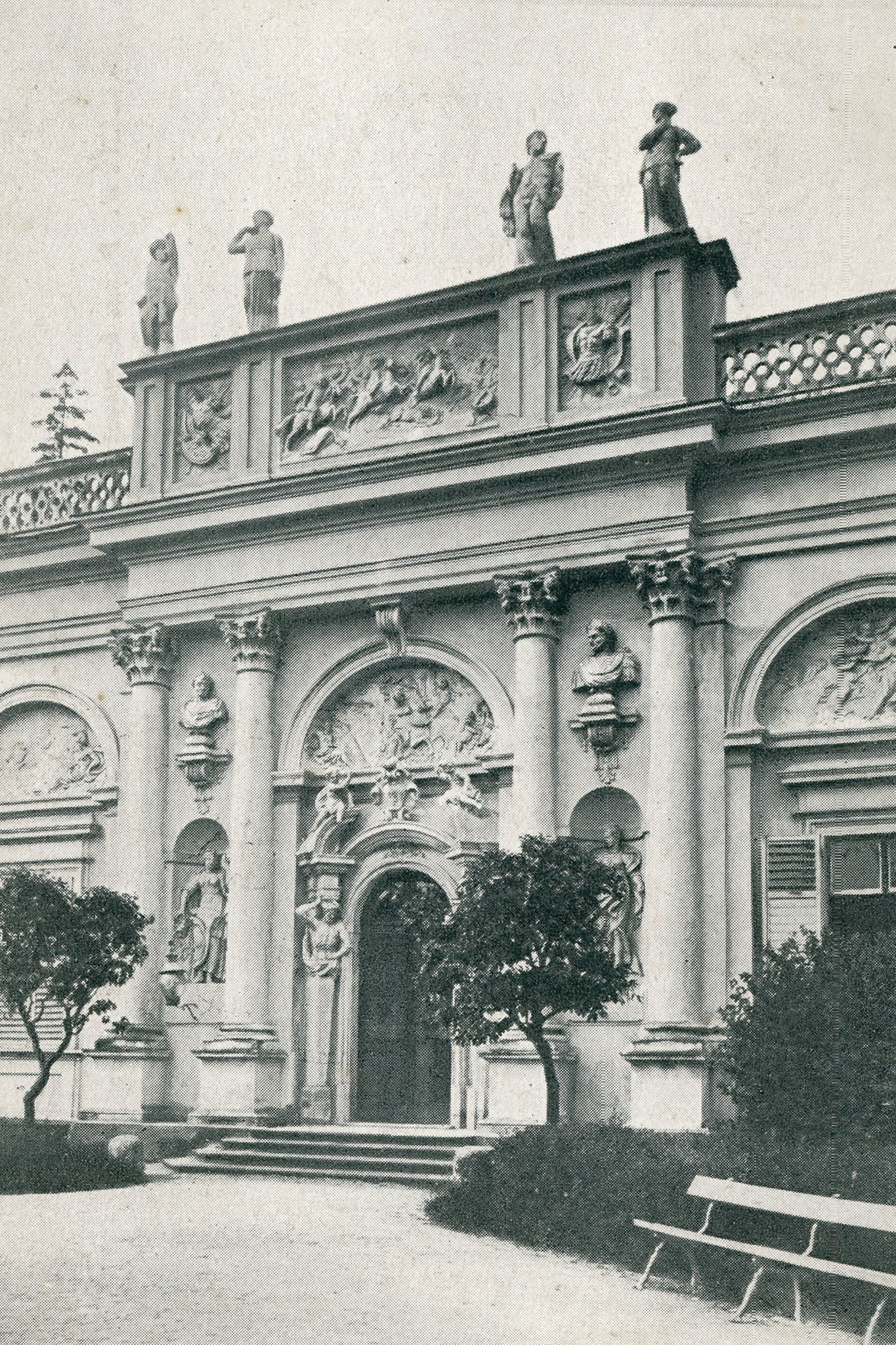 Pocztówka Wilanów, pałac, fragment fasady bocznej 1914