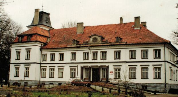 pałac w Baszkowie lata 90-te XX w.