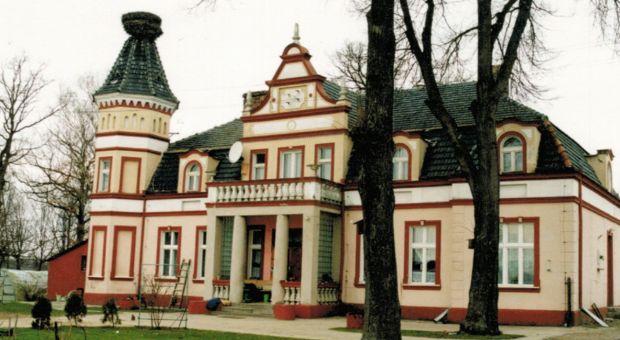 pałac w Brdowie lata 90-te XX w.