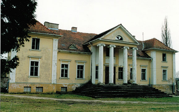 pałac w Chwaliszewie lata 90-te XX w.