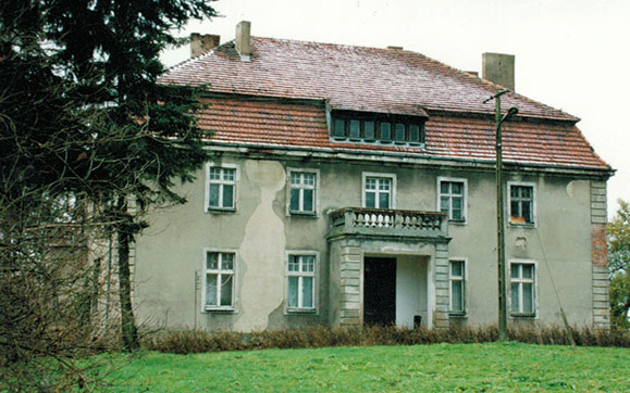 pałac w Chociczy Wielkiej lata 90-te XX w.