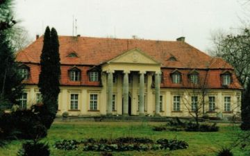 pałac w Bieganowie lata 90-te XX w.