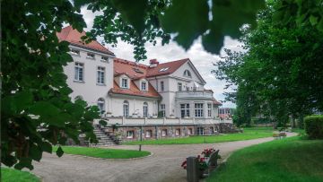 pałac Łebunia 2020