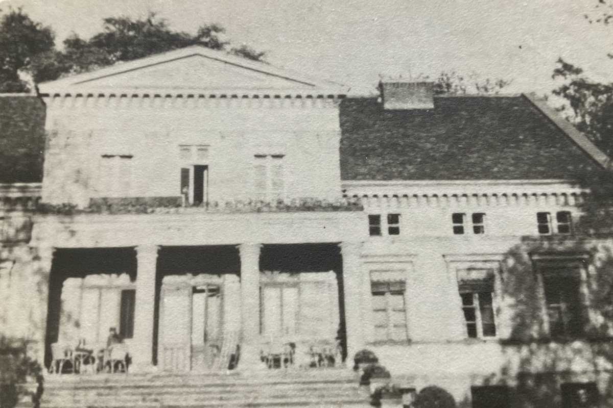 Pałac Mała Komorza zdjęcie przedwojenne