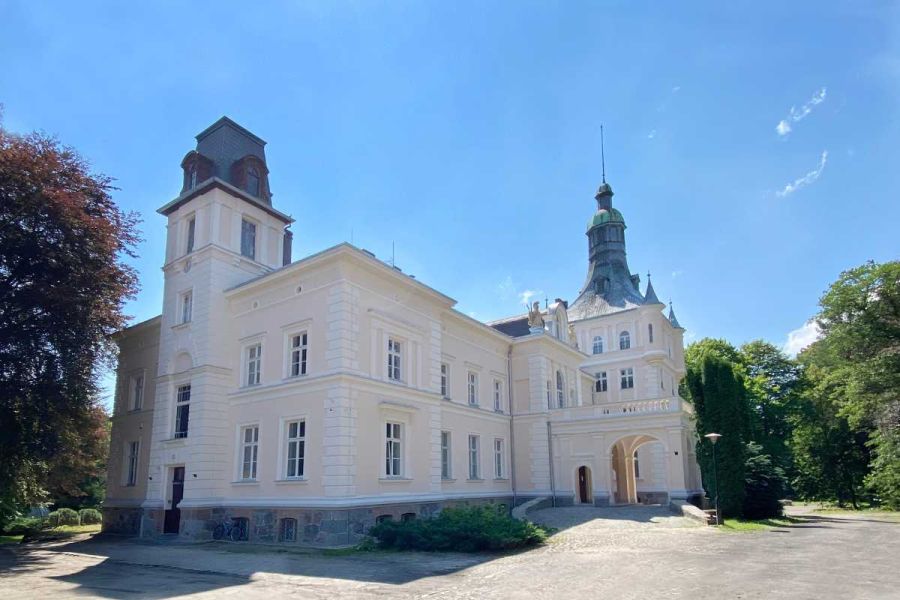 Pałac Damnica