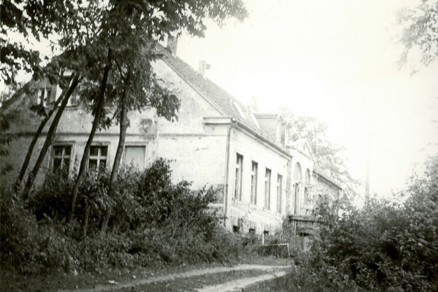 Dwór Choćmirówko, 1978