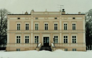 pałac w Białokoszu lata 90-te XX w.