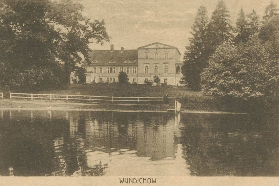 Pałac w Unichowie