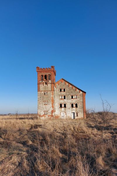 Dwór Jaguszewice spichlerz, 2022 ruiny